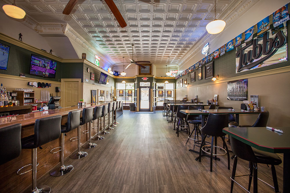 Montana-Bar_Tubbs-Pub_june-17-2016_2021 Montana-Bar_Tubbs-Pub_june-17-2016_2021