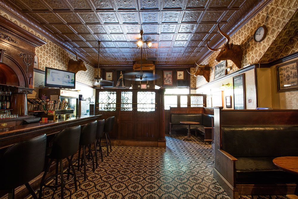 Montana-Bar_Tubbs-Pub_june-17-2016_2001