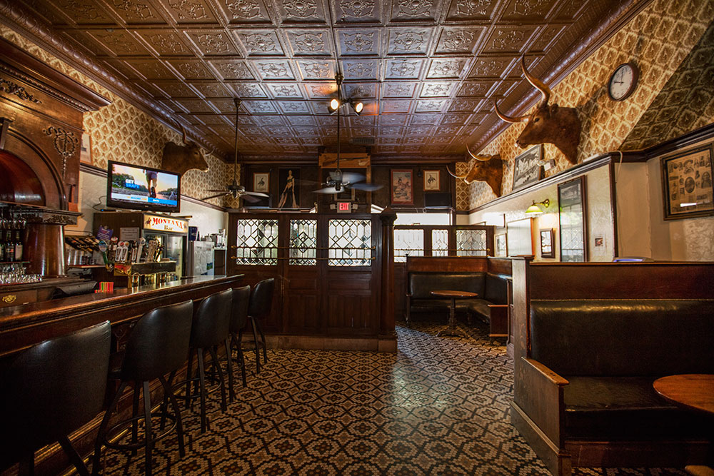 Montana-Bar_Tubbs-Pub_june-17-2016_2002