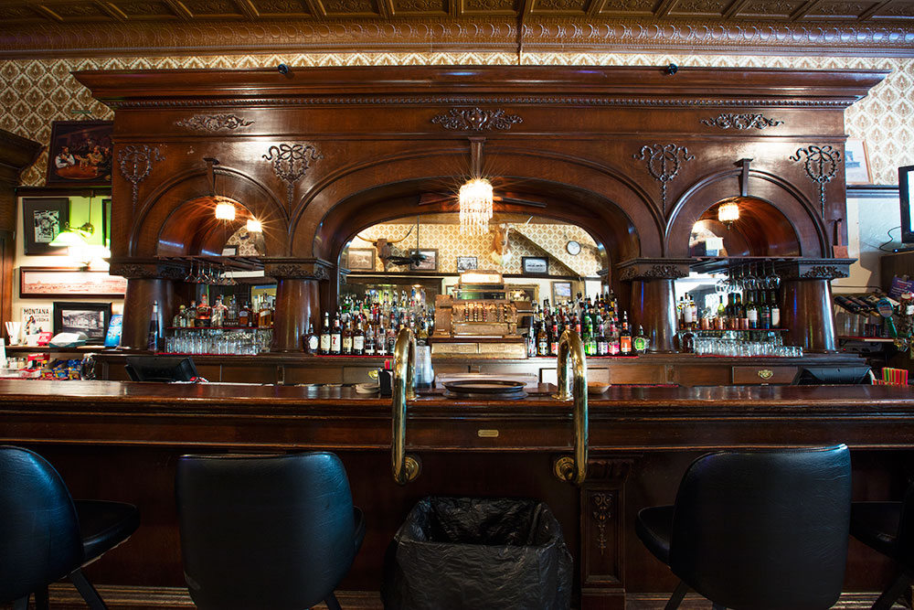 Montana-Bar_Tubbs-Pub_june-17-2016_2004